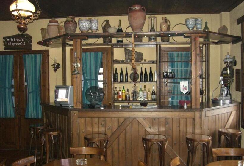 בית מלון כפרי Sintrivanis Mountain