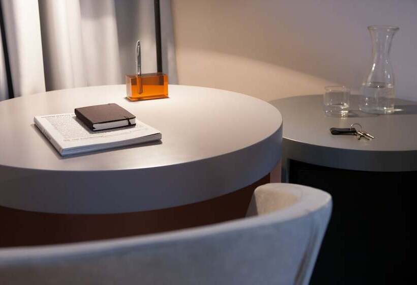 호텔 The Grey Design