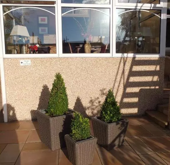 بنسيون Inverlea Guest House