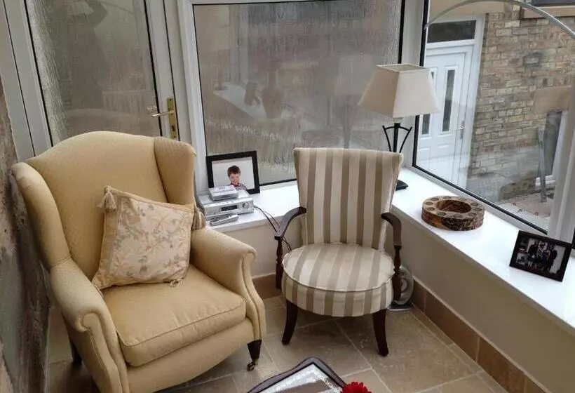 بنسيون Inverlea Guest House