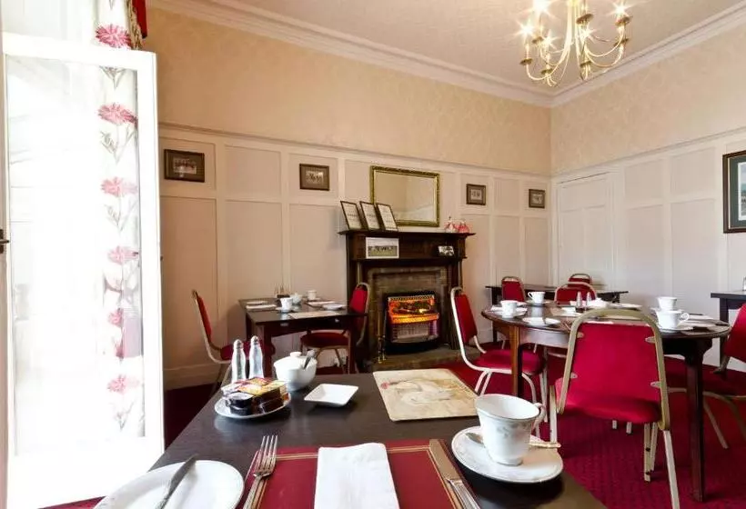 بنسيون Inverlea Guest House