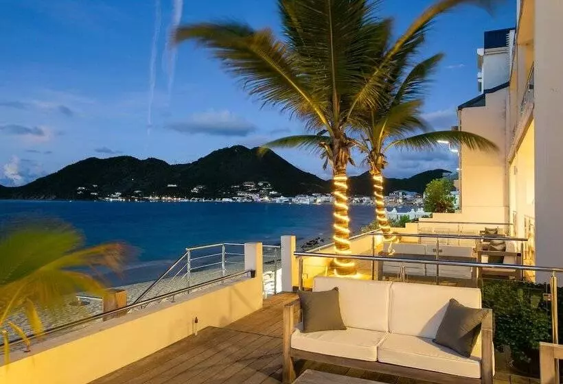 اقامتگاه Bleu Emeraude