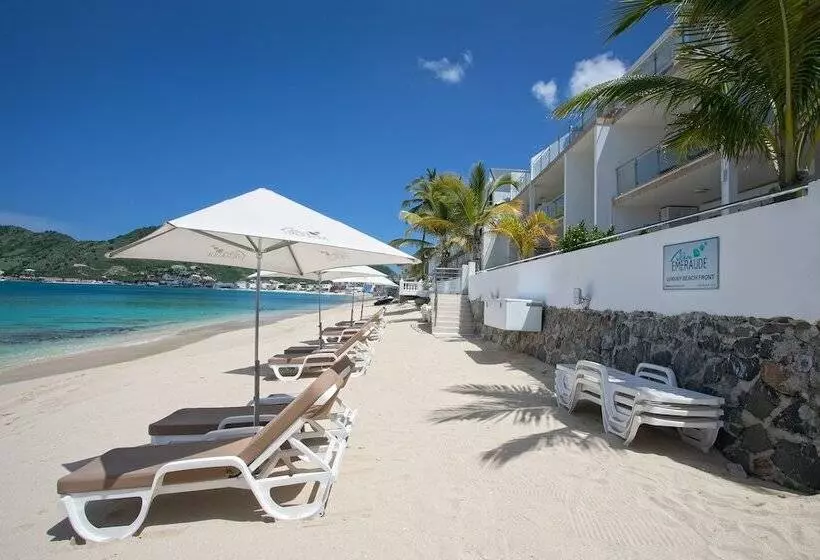 اقامتگاه Bleu Emeraude