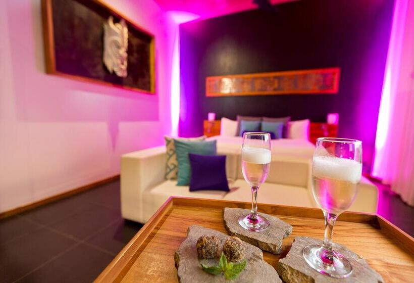 리조트 Kura Boutique Hotel Member Of The Cayuga Collection