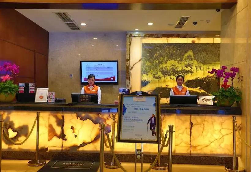 渡假胜地  Ramada Chengdu North