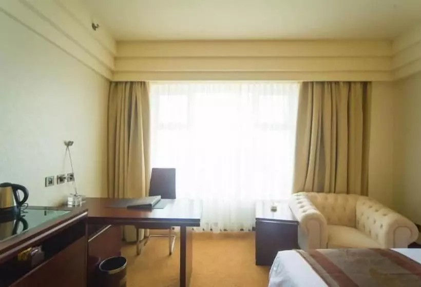 渡假胜地  Ramada Chengdu North