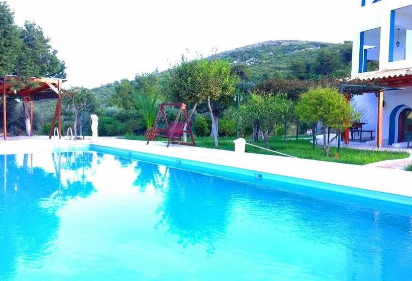 Villa Agnanti Boutique