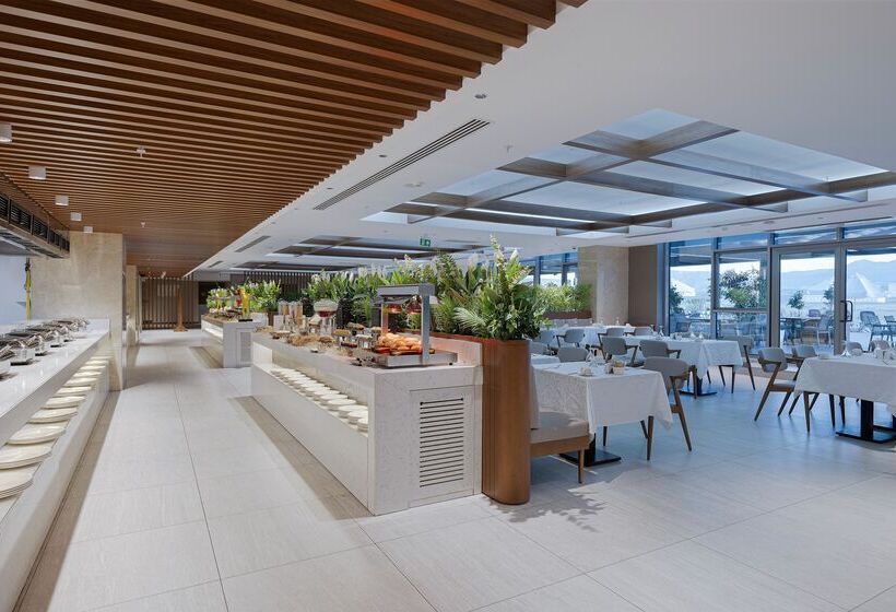 Отель Concorde Tower & Casino & Convention & Spa