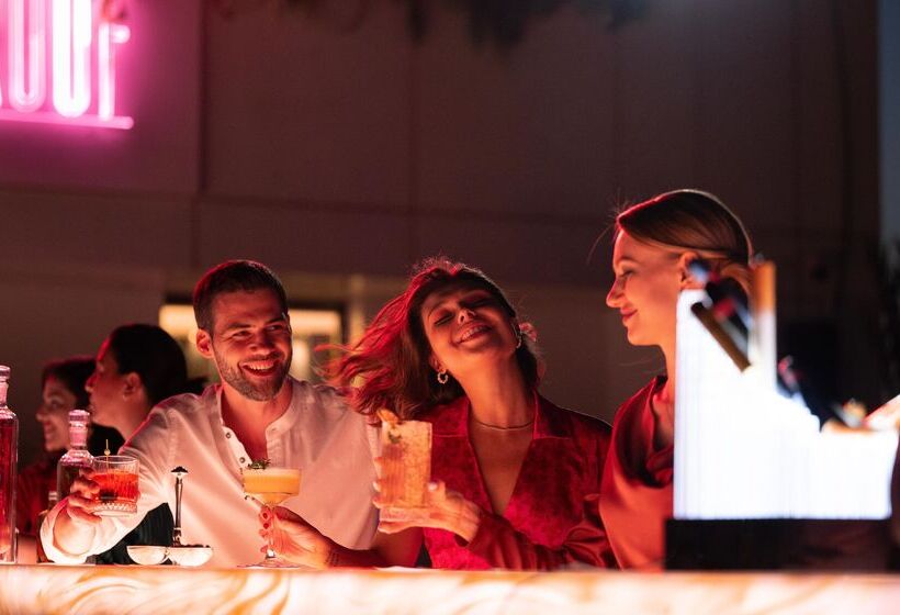 Отель Concorde Tower & Casino & Convention & Spa