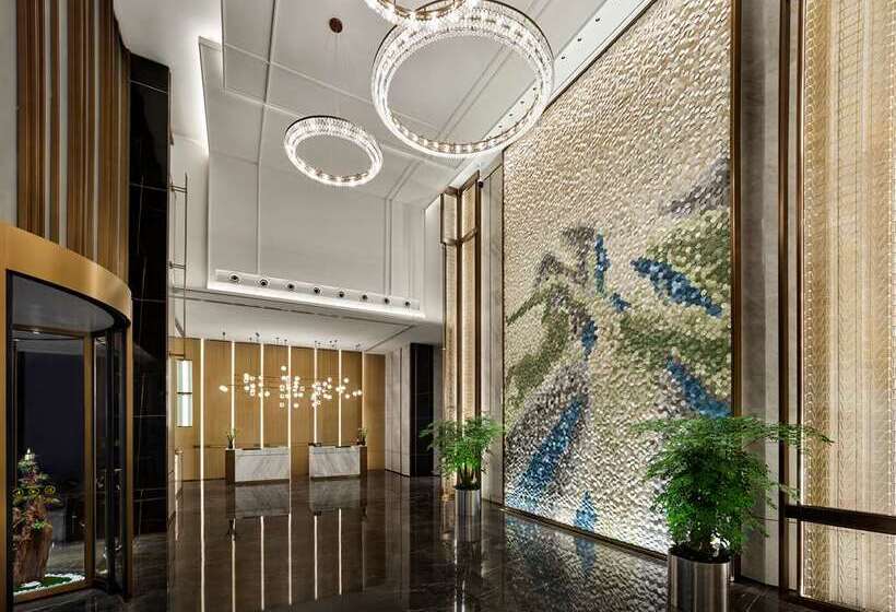 בית מלון כפרי Doubletree By Hilton Chengdu Riverside Close To Panda Base And Chengdu East Railway