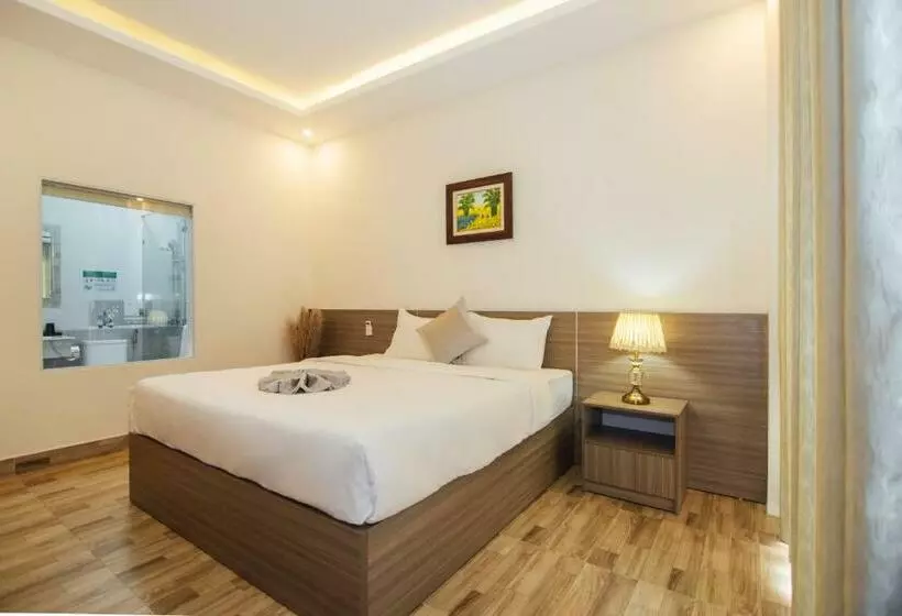 Green Bay Hotel Ha Long