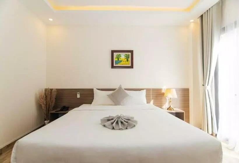 Green Bay Hotel Ha Long