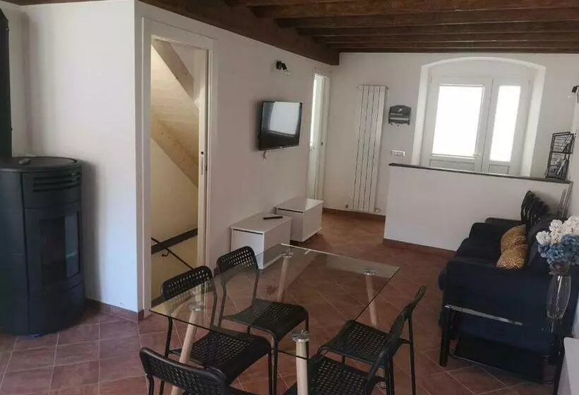 Majatalo Elicriso Apartment Affittacamere