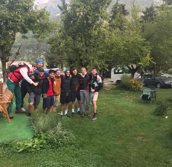 צימר Bujtina Arlindi