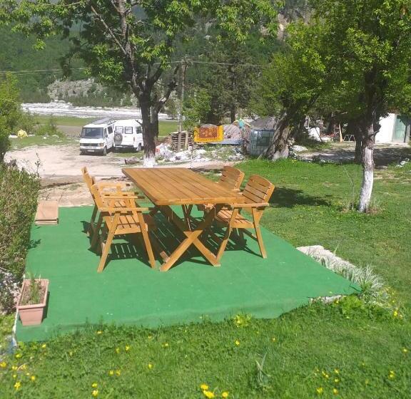 צימר Bujtina Arlindi