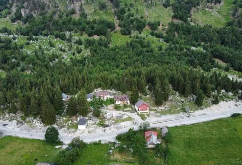 Aamiaismajoitus (B&B) Bujtina Arlindi