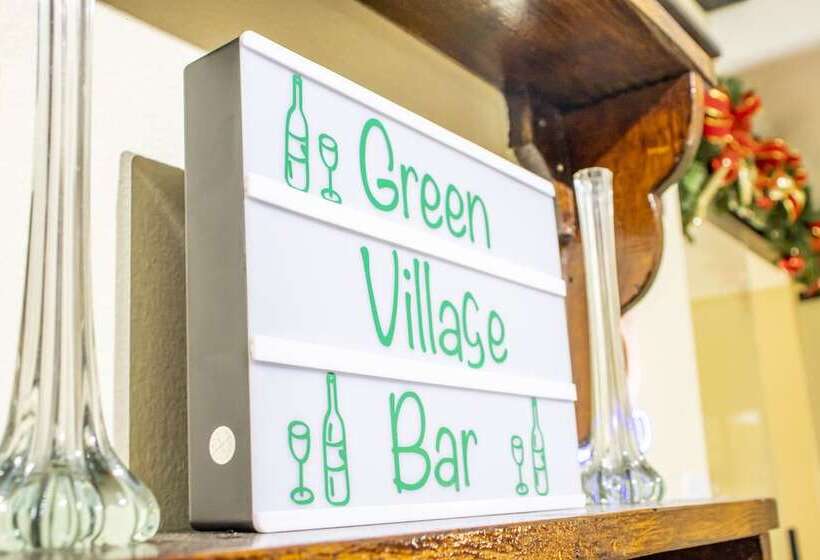 ホテル Green Village