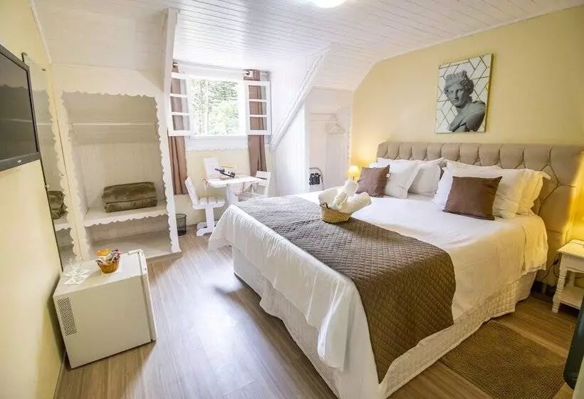 Hotelli Green Village