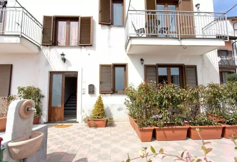Majatalo La Villa Carmelina