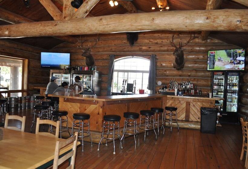 אתר נופש Crooked Creek Guest Ranch