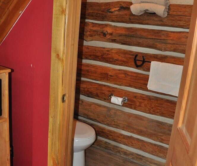 אתר נופש Crooked Creek Guest Ranch