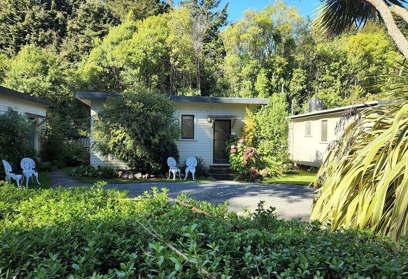 הוסטל Possum Lodge