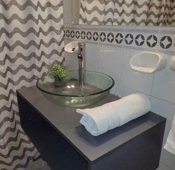 تختخواب و صبحانه Petit Jardin