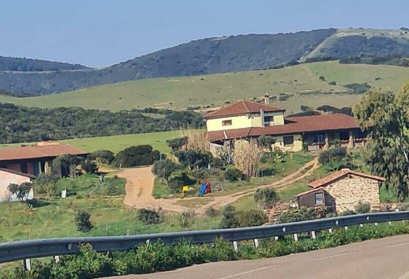 Hotelli Turismo Rurale Pertunghe