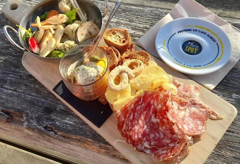 پانسیون A L Orée Du Cèdre