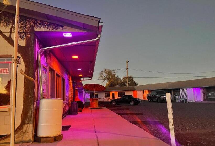 The Aztec Motel & Creative Space