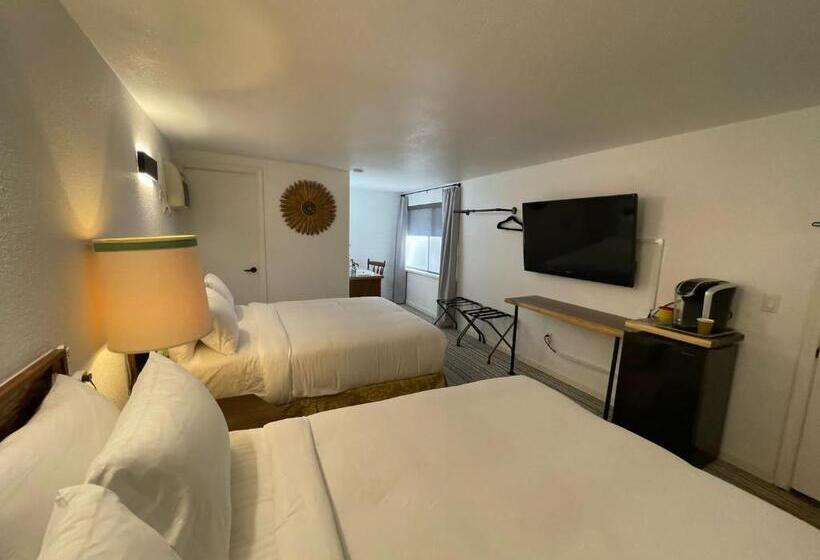 The Aztec Motel & Creative Space