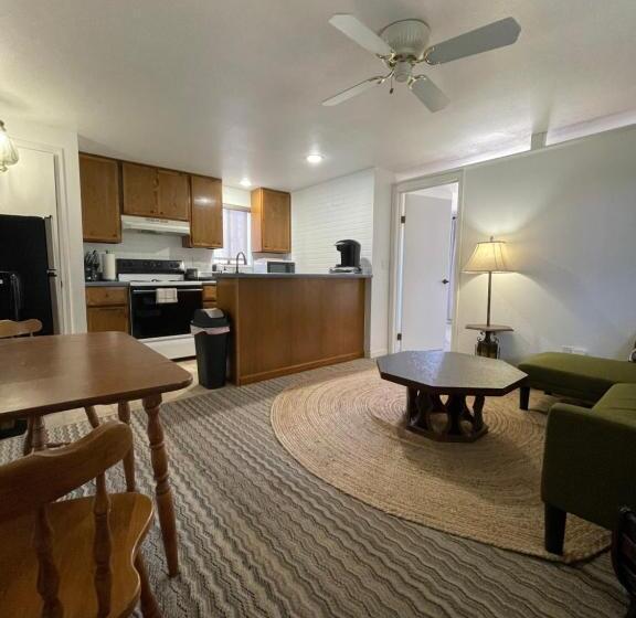 The Aztec Motel & Creative Space