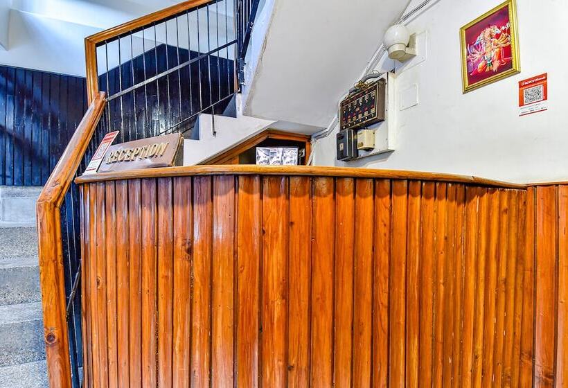 Fabhotel Park View I