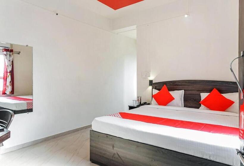 בית מלון כפרי Oyo Flagship 19680 Suman Lodging