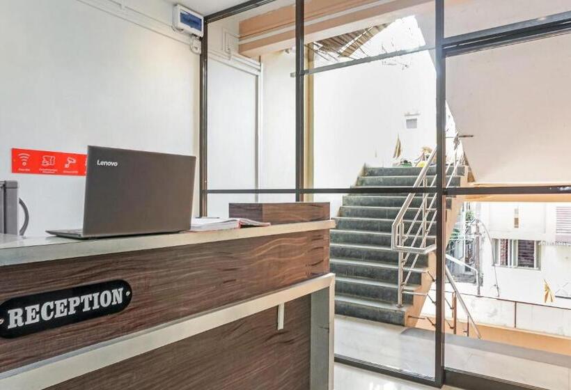 בית מלון כפרי Oyo Flagship 19680 Suman Lodging