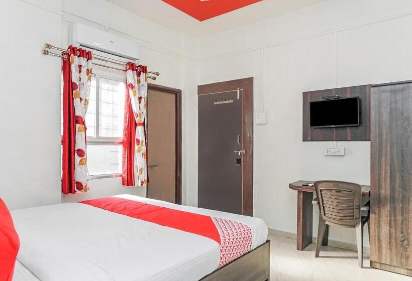 בית מלון כפרי Oyo Flagship 19680 Suman Lodging