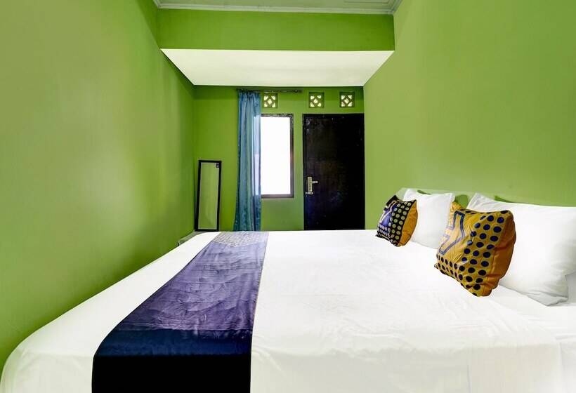 בית מלון כפרי Spot On 91116 Pelangi Residence Syariah