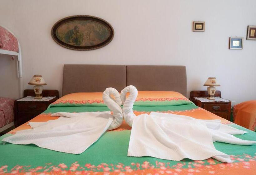 پانسیون Stella Maris Marzamemi Apartments