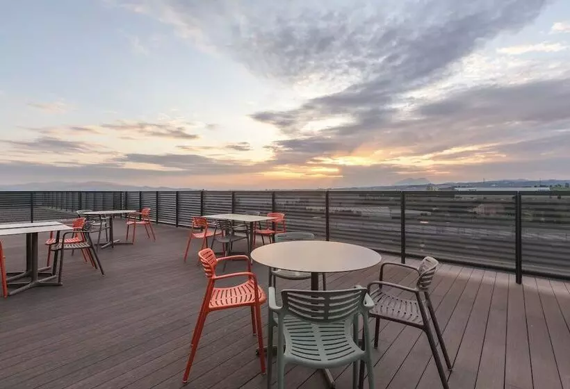 Hotelli Holiday Inn Barcelona   Sant Cugat, An Ihg