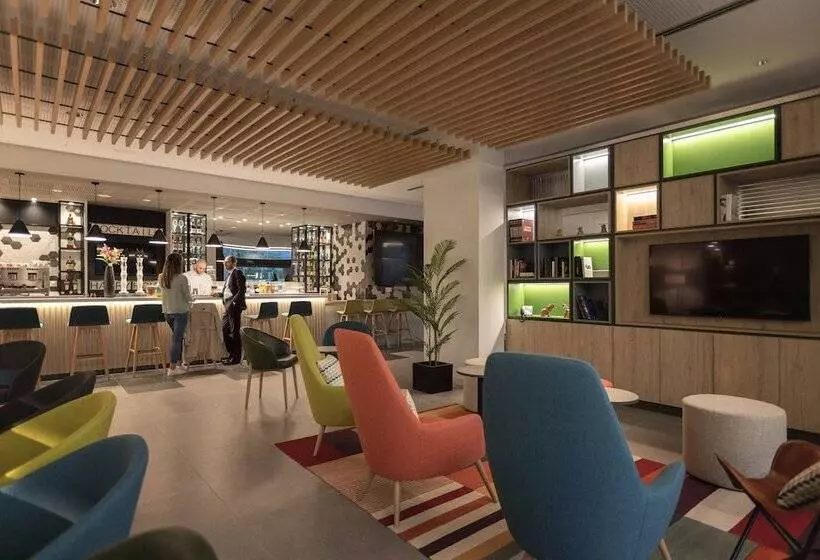 Hotelli Holiday Inn Barcelona   Sant Cugat, An Ihg