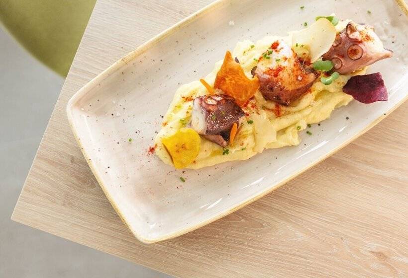 ホテル Holiday Inn Barcelona   Sant Cugat, An Ihg