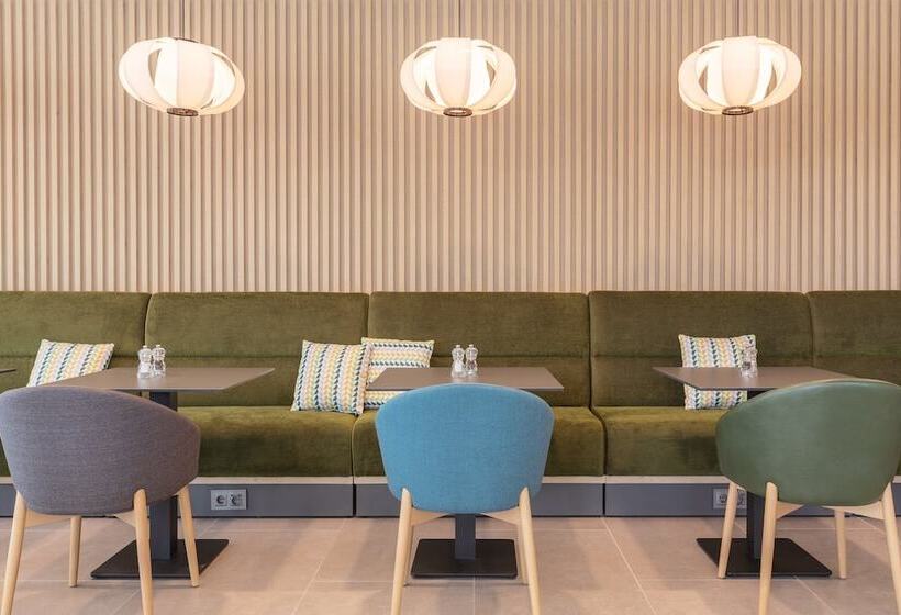 ホテル Holiday Inn Barcelona   Sant Cugat, An Ihg