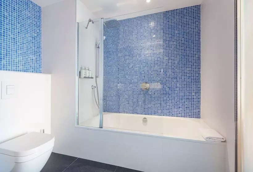 Hotelli Holiday Inn Barcelona   Sant Cugat, An Ihg