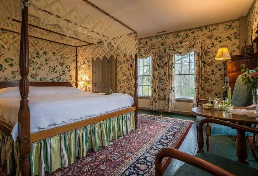 Отель Inn At Valley Farms