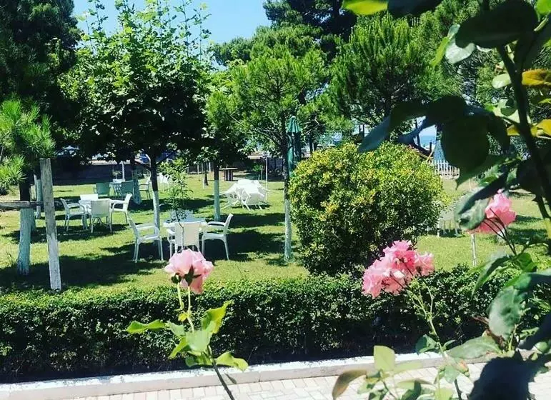 هتل La Perla
