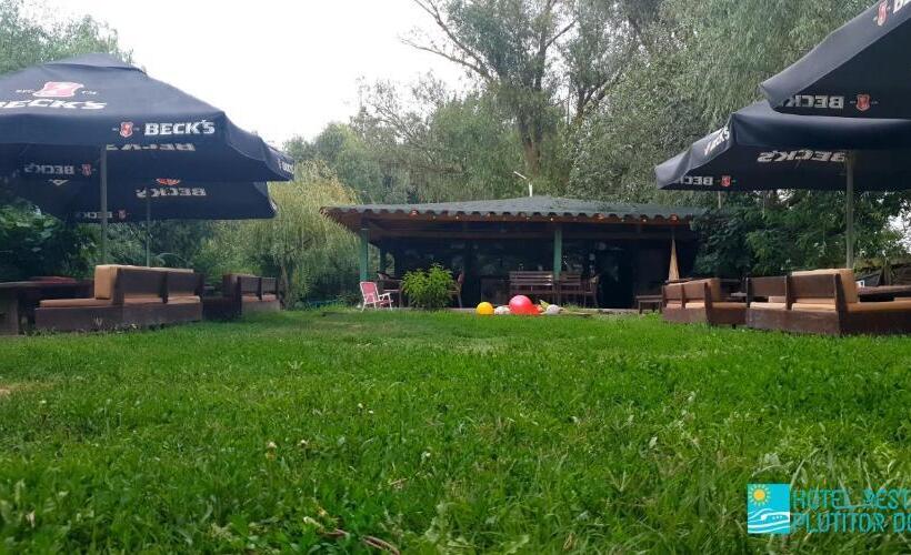 Отель Restaurant Plutitor Delta Ways