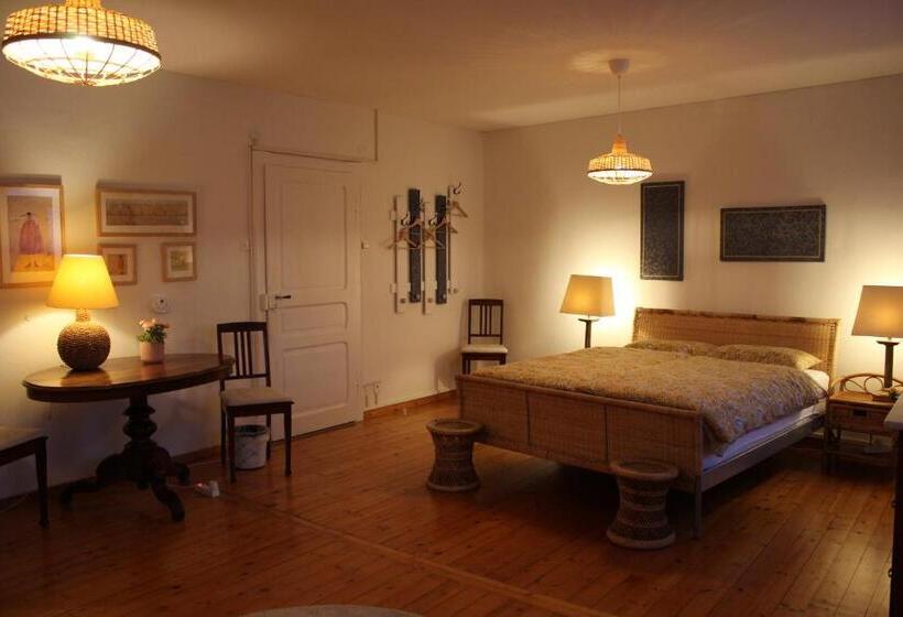 ペンション 1912   Wooden Room   Old Town