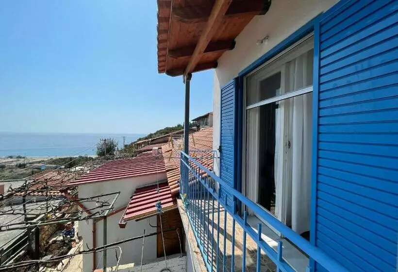 Majatalo Alexis House