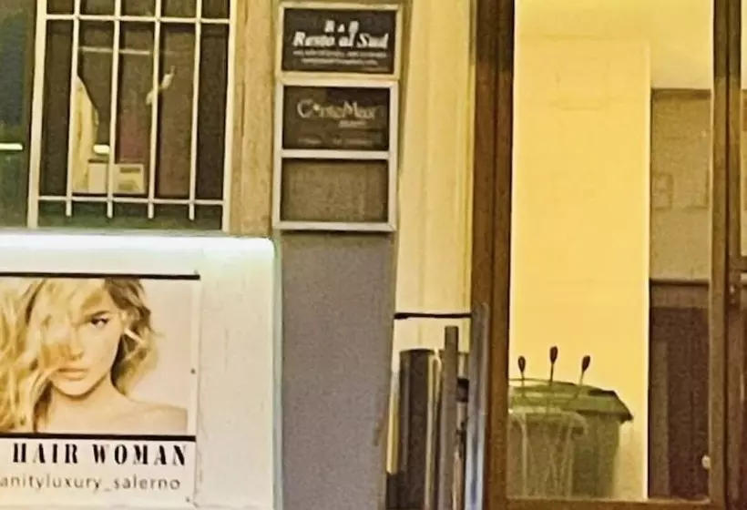 تختخواب و صبحانه Contemax Arthouse