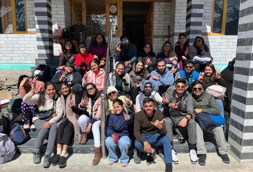 Hotel Hobknob Sissu   Boutique Home